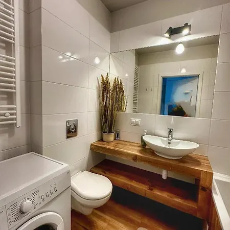 Z Widokiem Na Szyndzielnie *