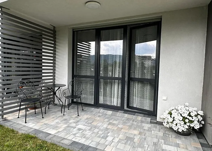 Z Widokiem Na Szyndzielnie *