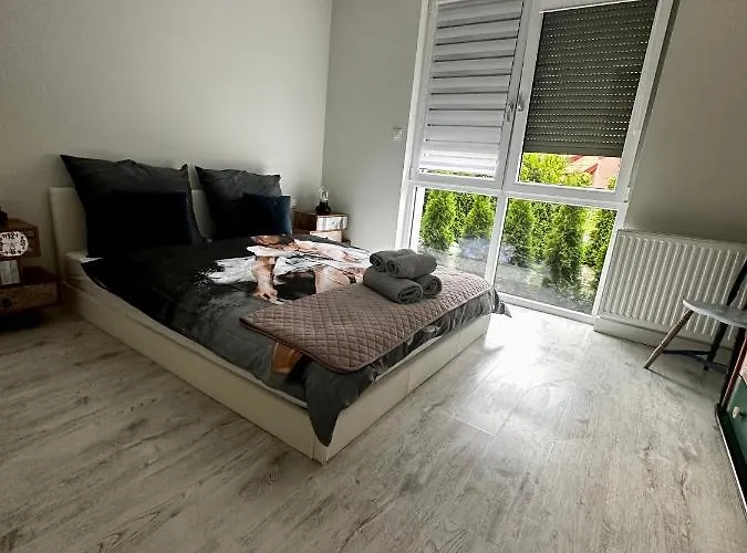 Z Widokiem Na Szyndzielnie *